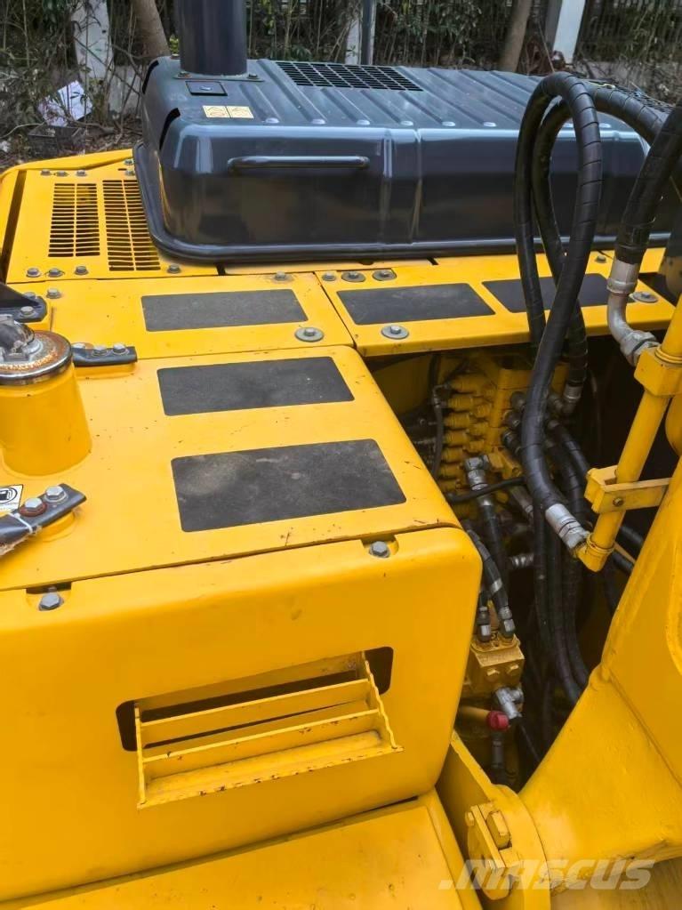 Komatsu PC 130 履带挖掘机