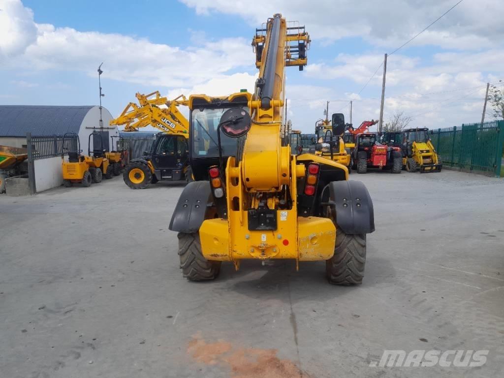 JCB 540-140 Hi-Viz 伸缩臂叉装车|叉装车