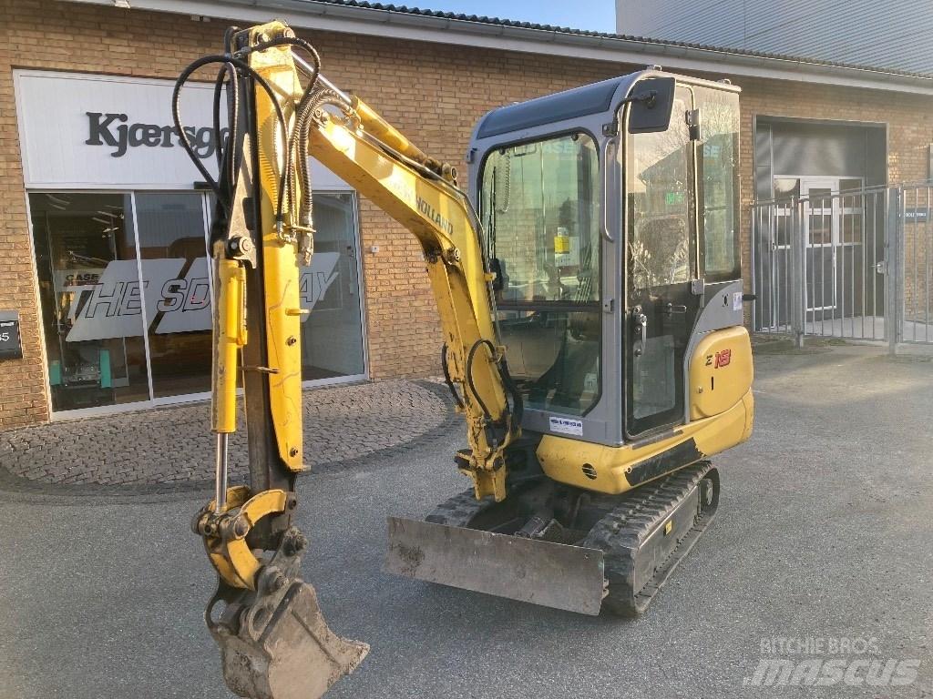New Holland E 18 C 小型挖掘机