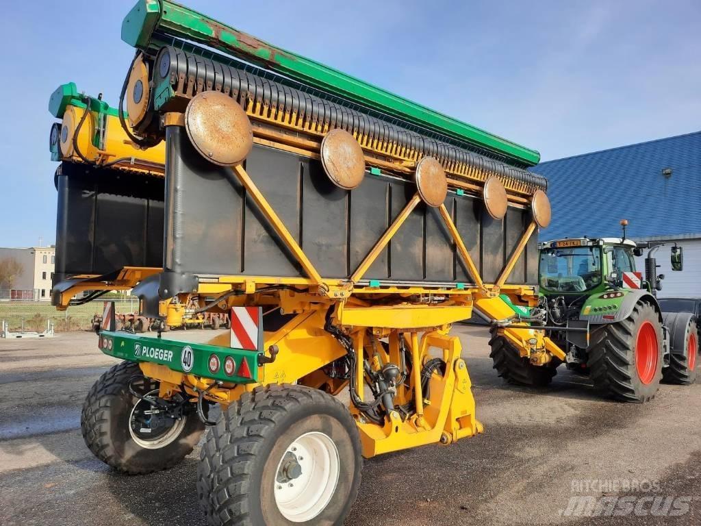 Ploeger CM2240 料堆整形机