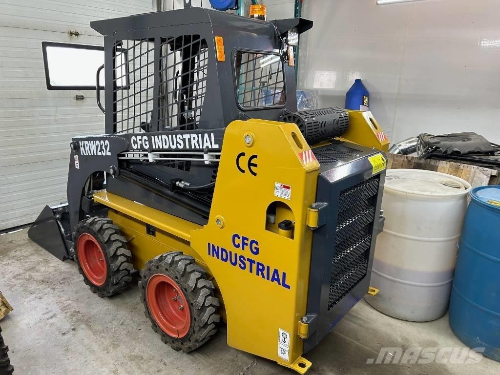 CFG KRW232 滑移装载机