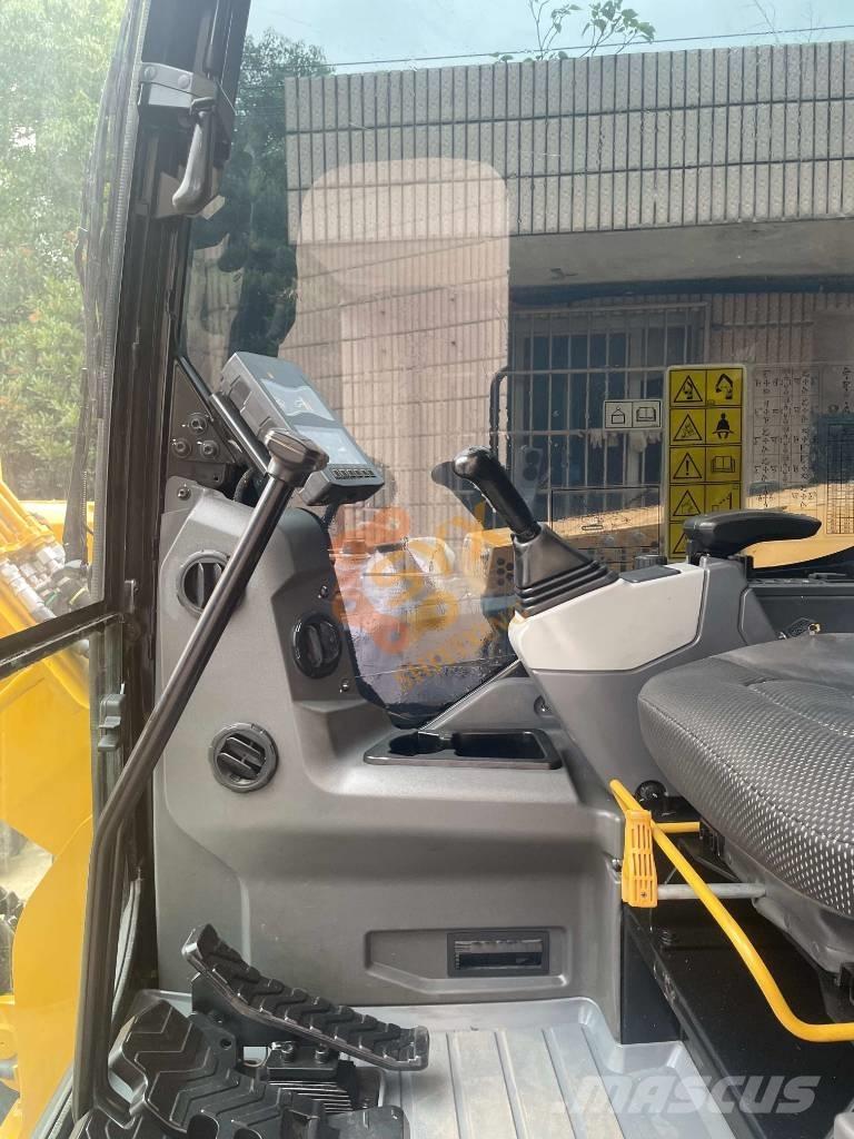 CAT 306 NEXT GEN 小型挖掘机