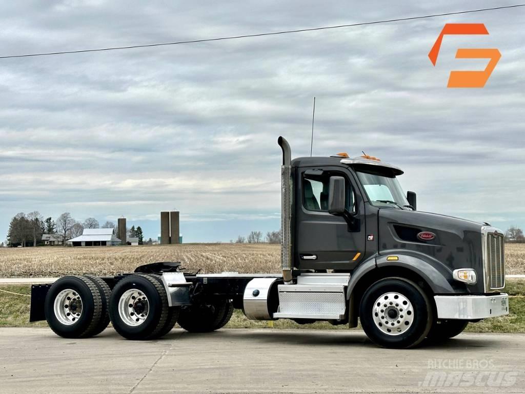 Peterbilt 567 牵引车