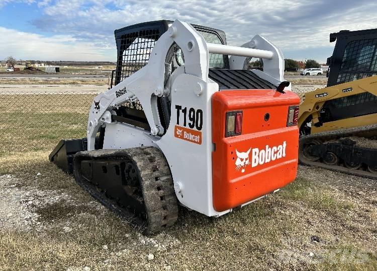 Bobcat T190 滑移装载机