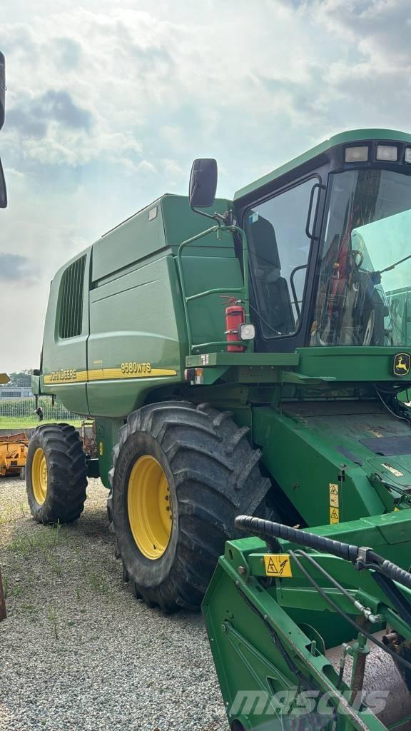 John Deere 9580 WTS 联合收割机