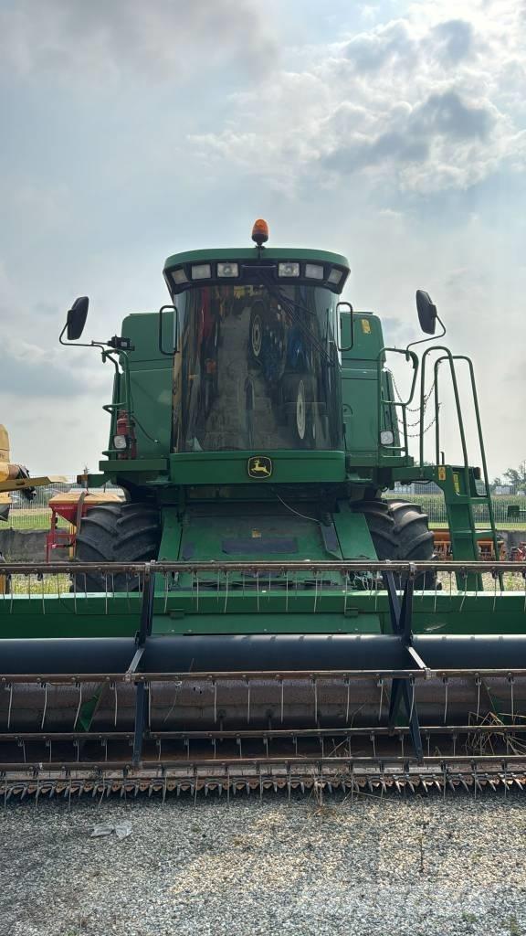 John Deere 9580 WTS 联合收割机