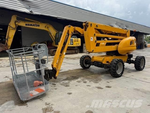 Manitou 160 ATJ 曲臂高空工作平台
