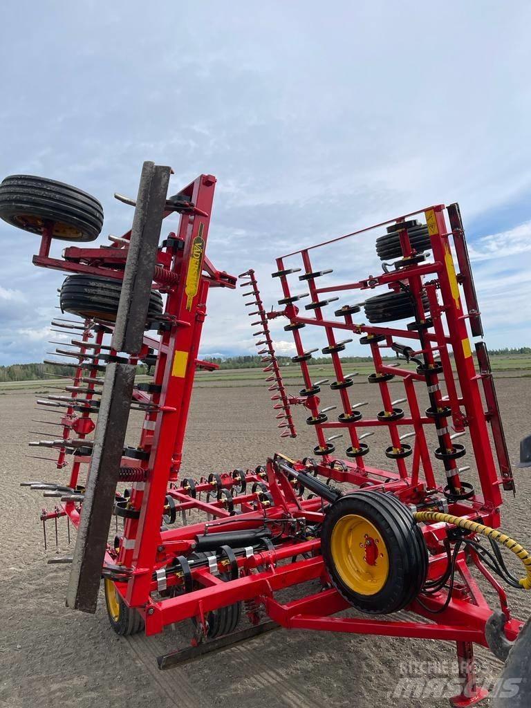 Väderstad NZA700 钉齿耙