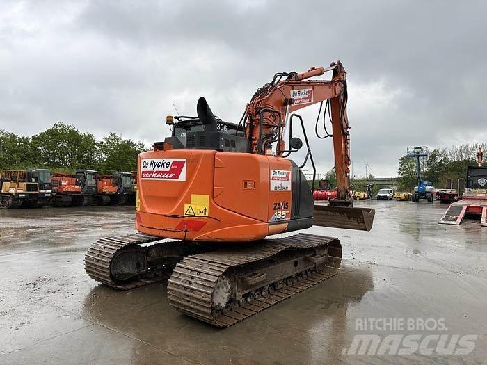 Hitachi ZX135US-6 中型挖掘机