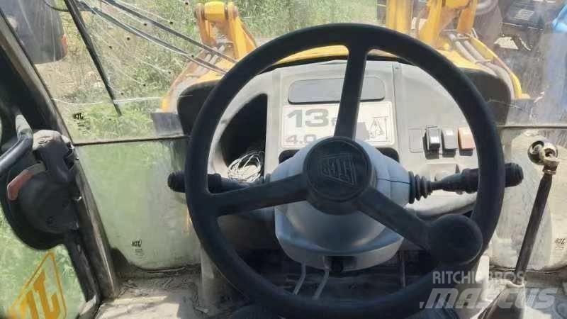 JCB 3 CX 反铲装载机
