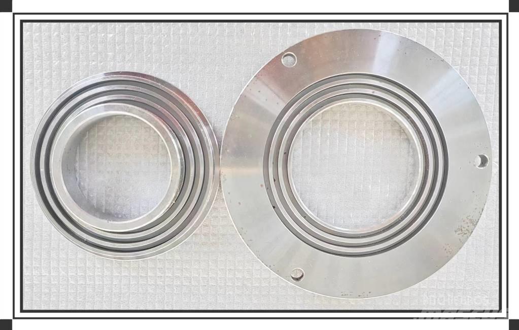 CLAAS Bearing cover 底盘和悬架