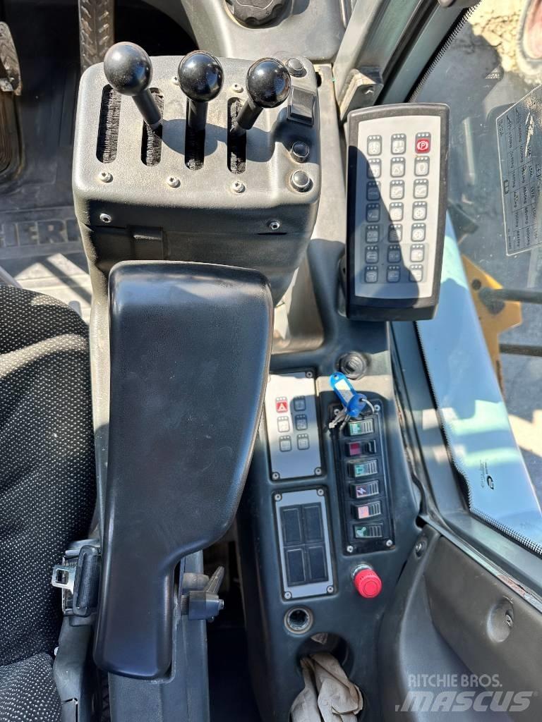 Liebherr L 550 轮式装载机