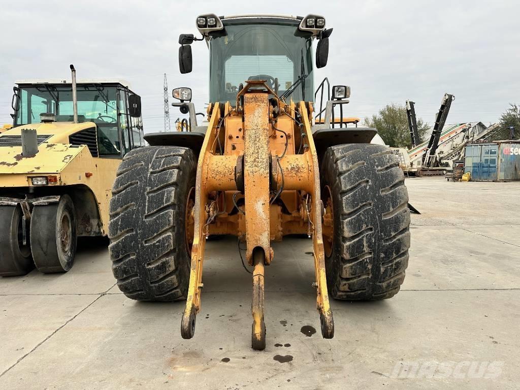 Liebherr L 550 轮式装载机