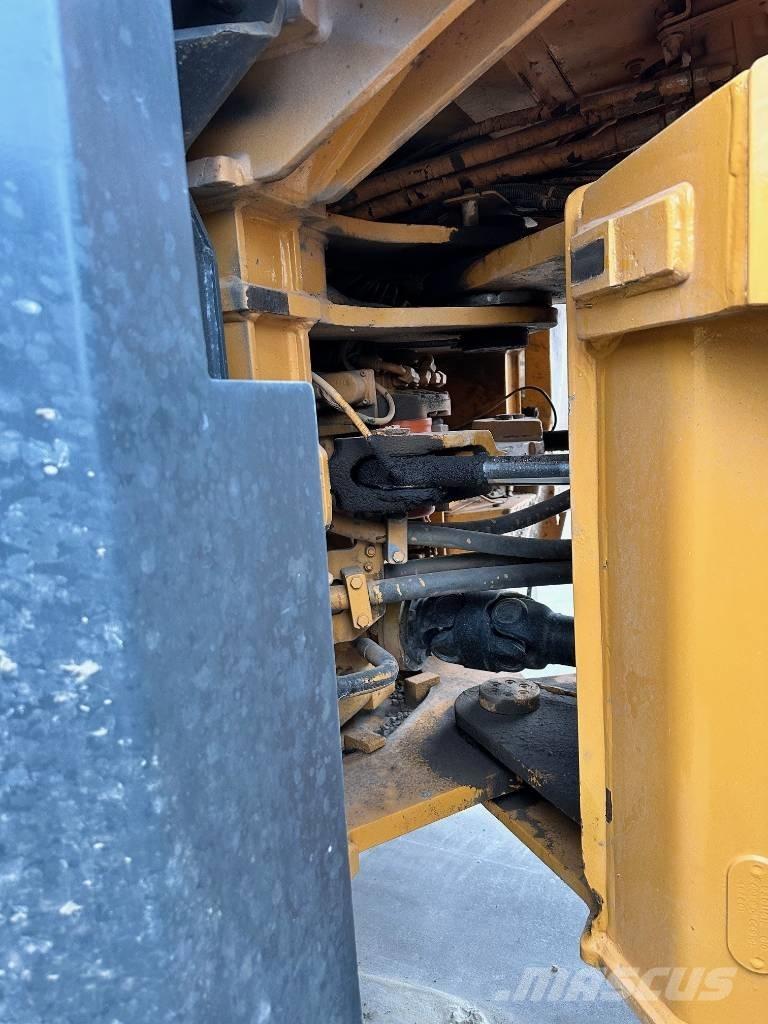 Liebherr L 550 轮式装载机