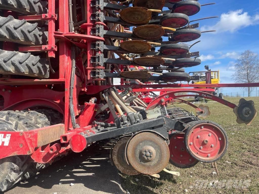 Horsch Pronto 8 DC 条播机