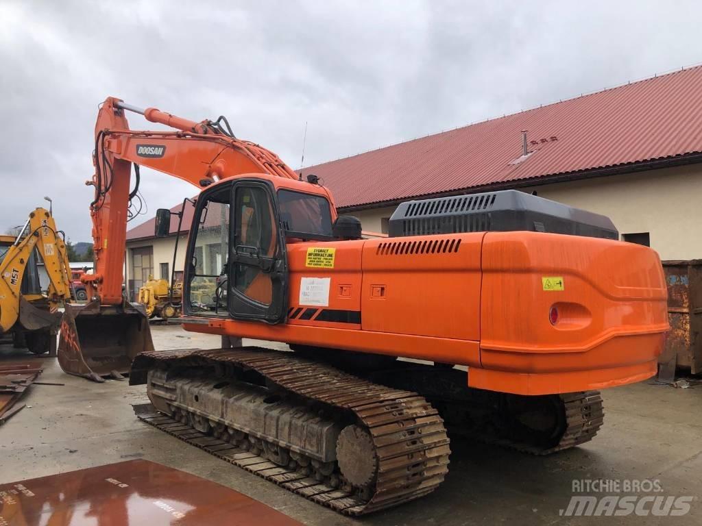 Doosan DX 340 LC 履带挖掘机