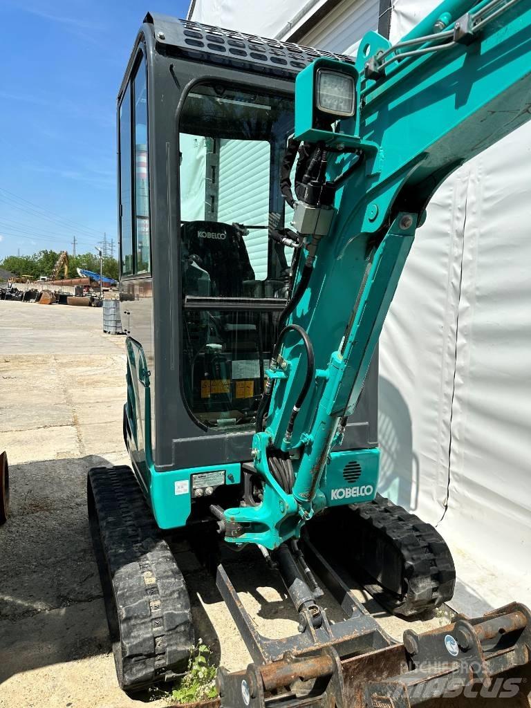 Kobelco SK17SR-3E 小型挖掘机