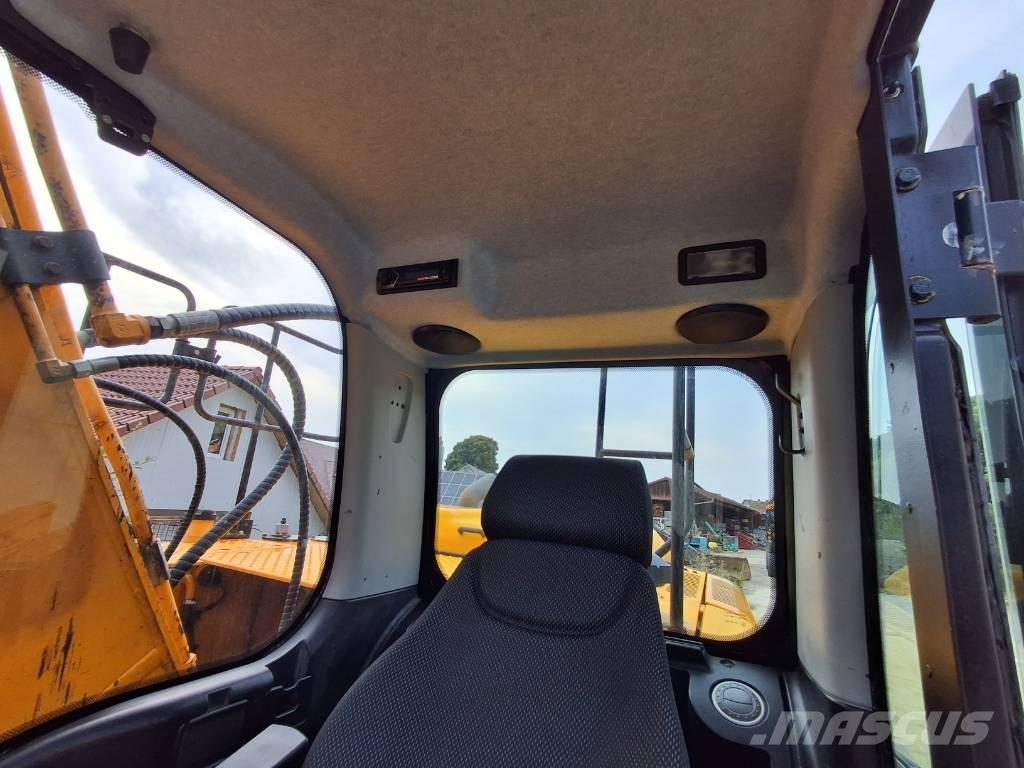 JCB JS210LC T4F 履带挖掘机