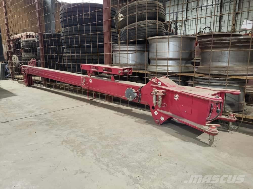 Unic B-775 履带起重机