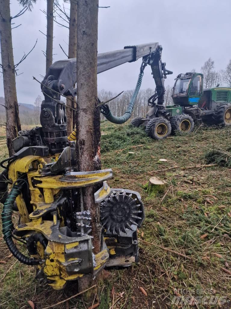 John Deere 1270 E 收割机