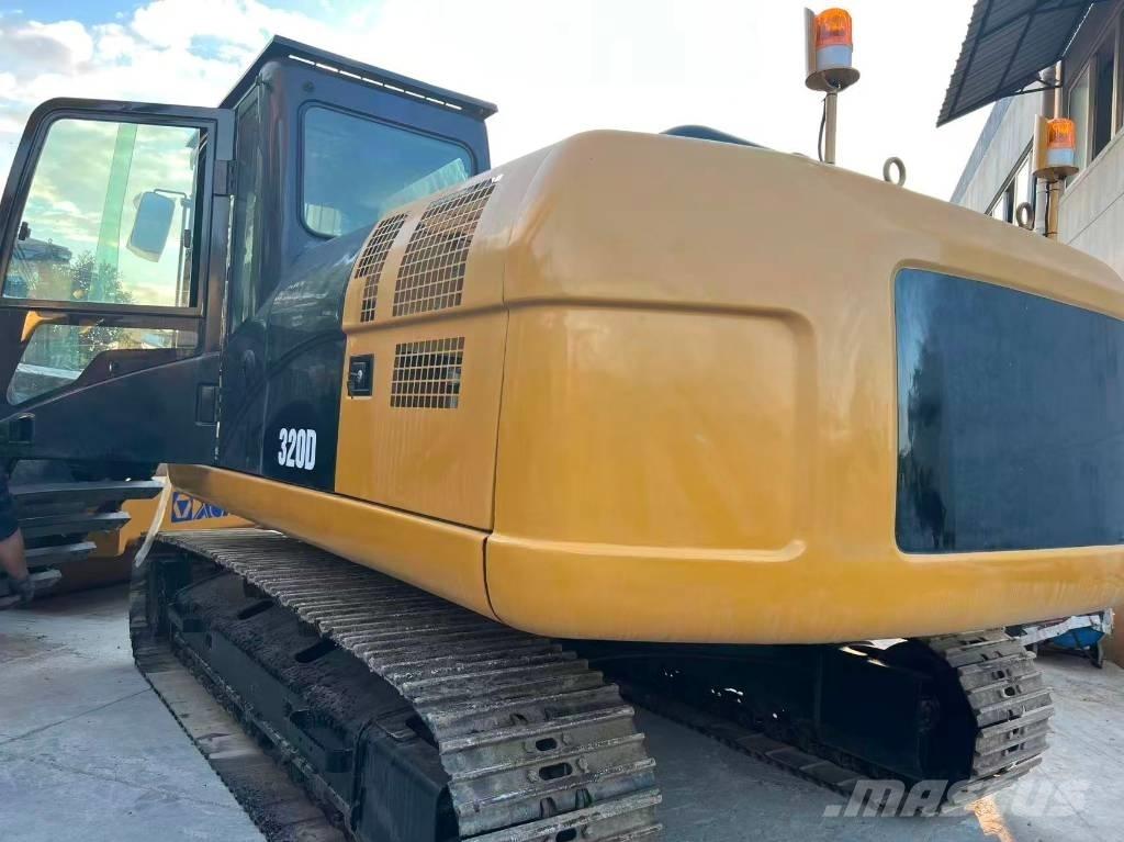 CAT 320D 履带挖掘机