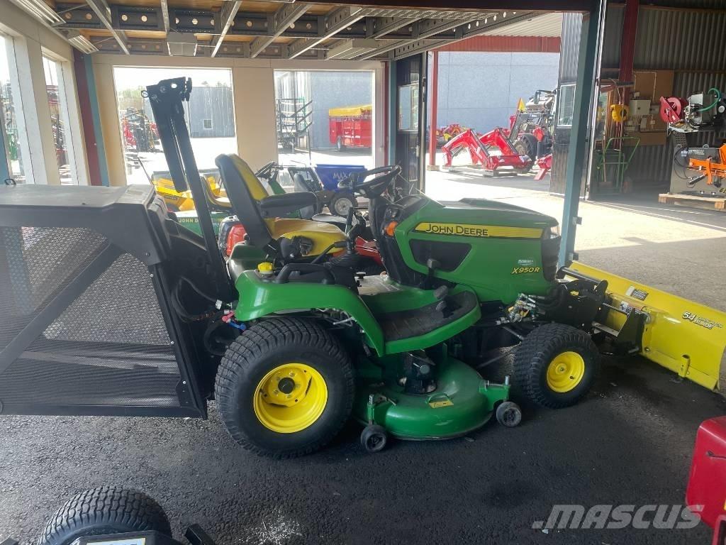John Deere X 950 R 骑乘式割草机
