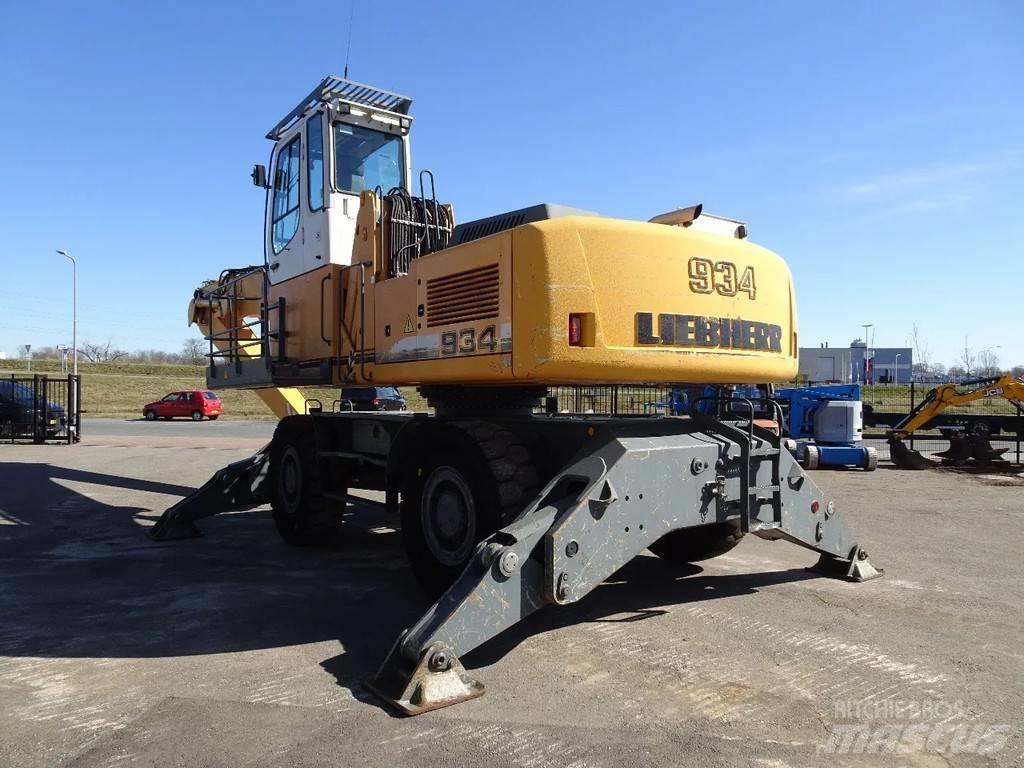 Liebherr A934CHD 工业挖掘机