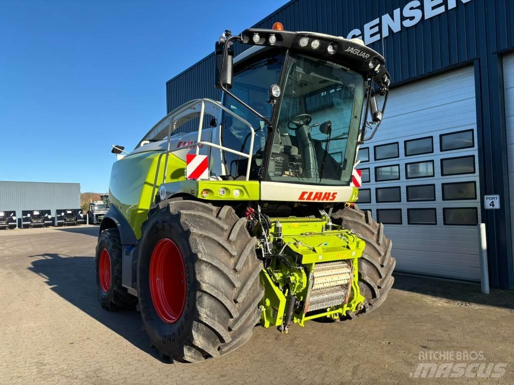 CLAAS Jaguar 950 4WD 自走式青贮饲料收割机