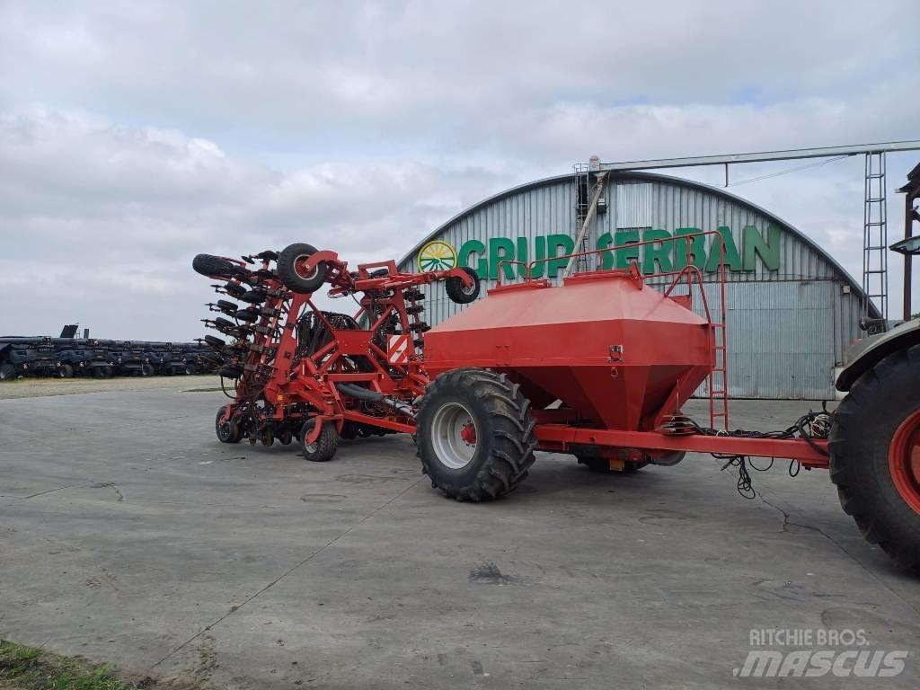 Agro Soyuz Turbosem 精密播种机