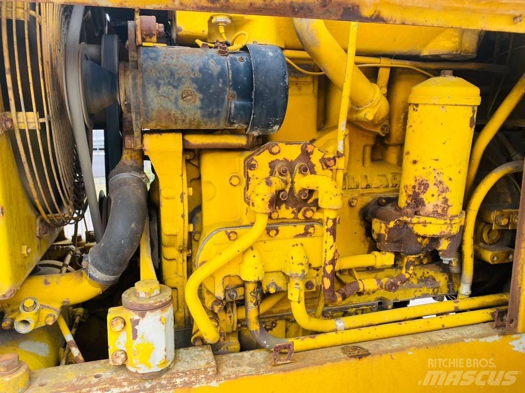CAT 922 B 轮式装载机