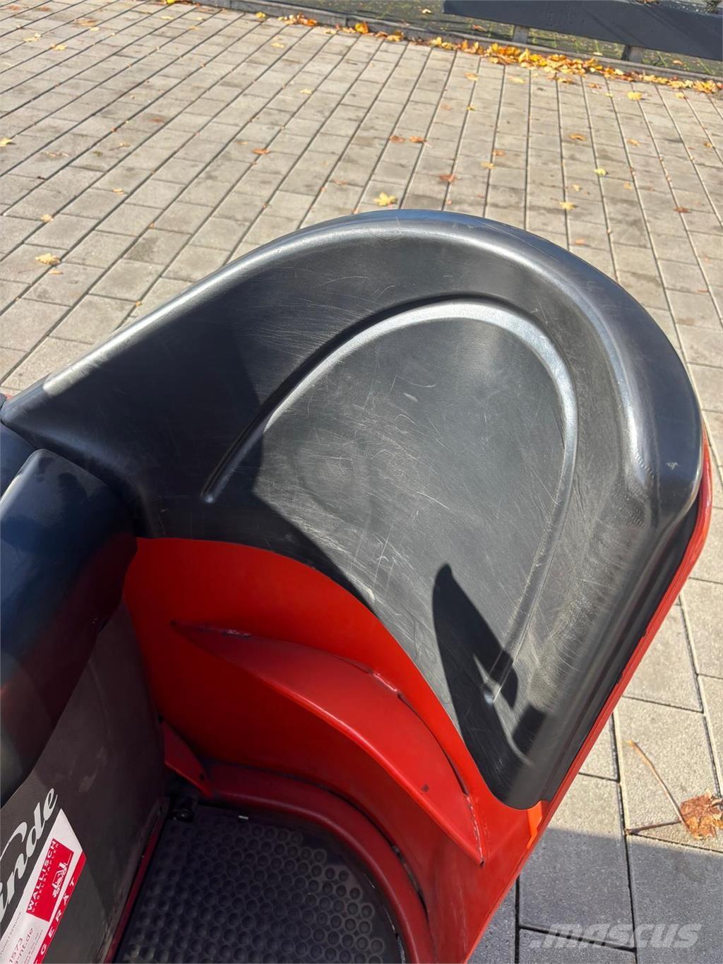 Linde L12 LHP SP 行走式堆垛机