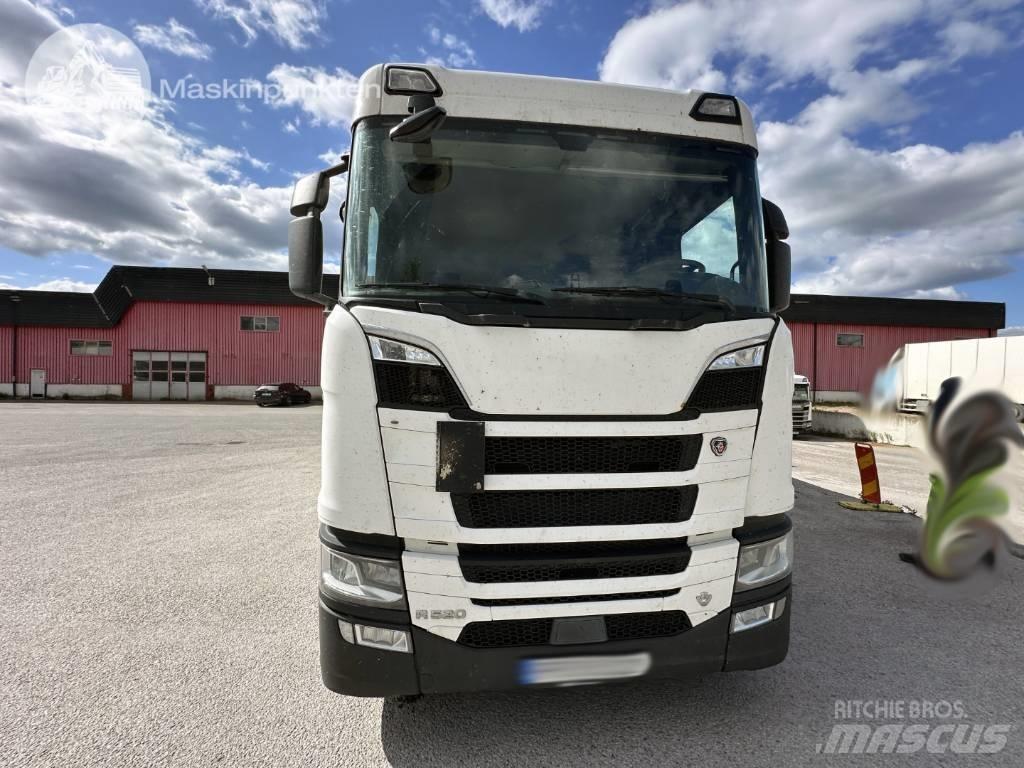 Scania R 520 厢式货车