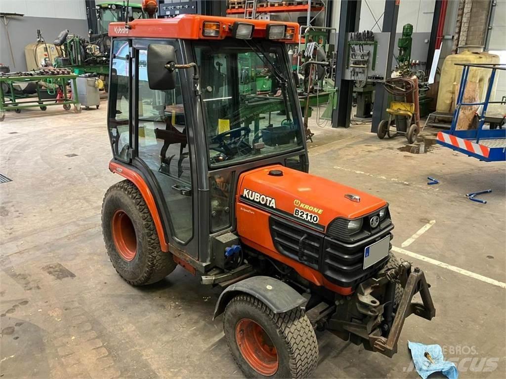 Kubota B2110 小型拖拉机