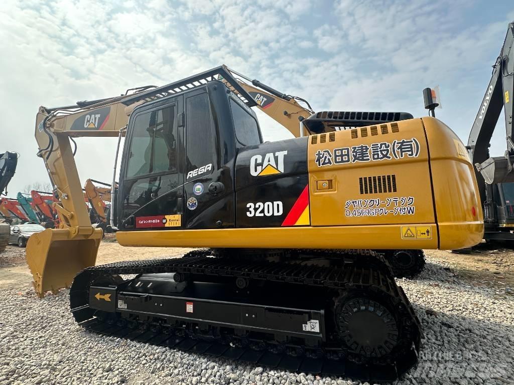 CAT CAT320D2 履带挖掘机
