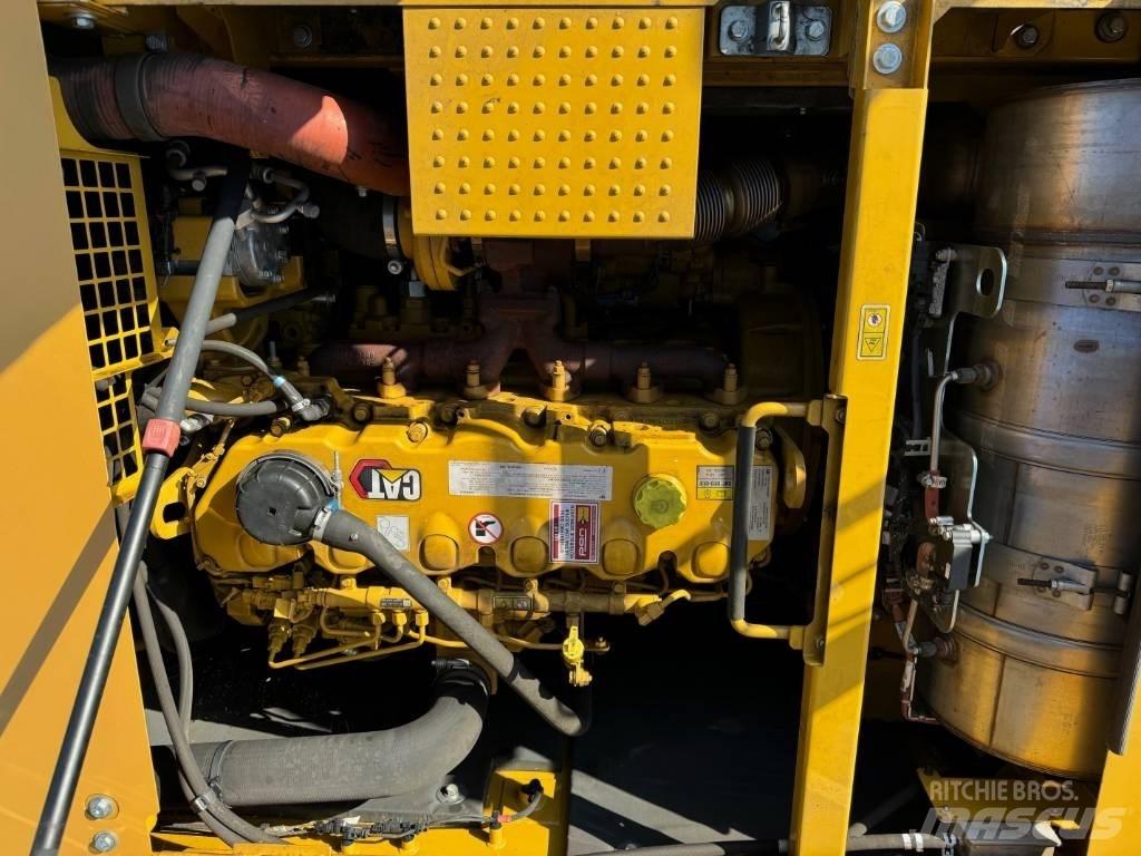 CAT 336 履带挖掘机