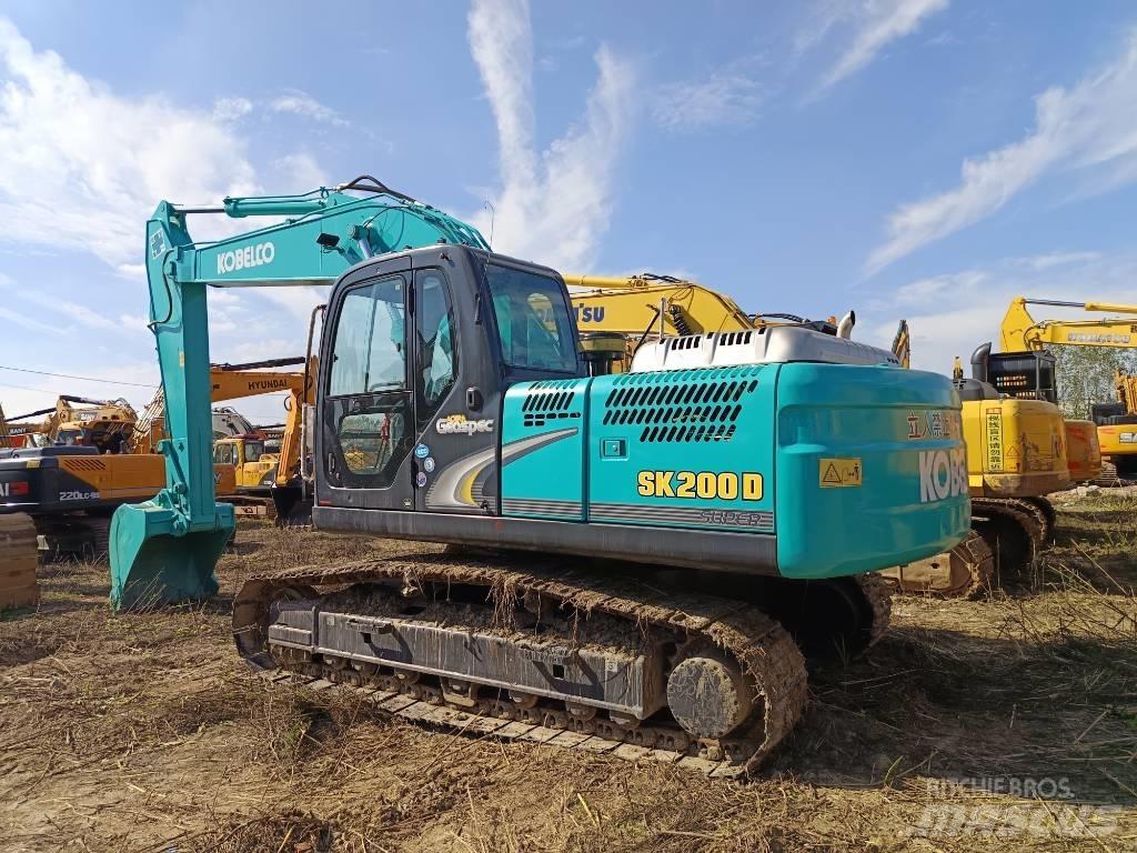 Kobelco SK200D 履带挖掘机