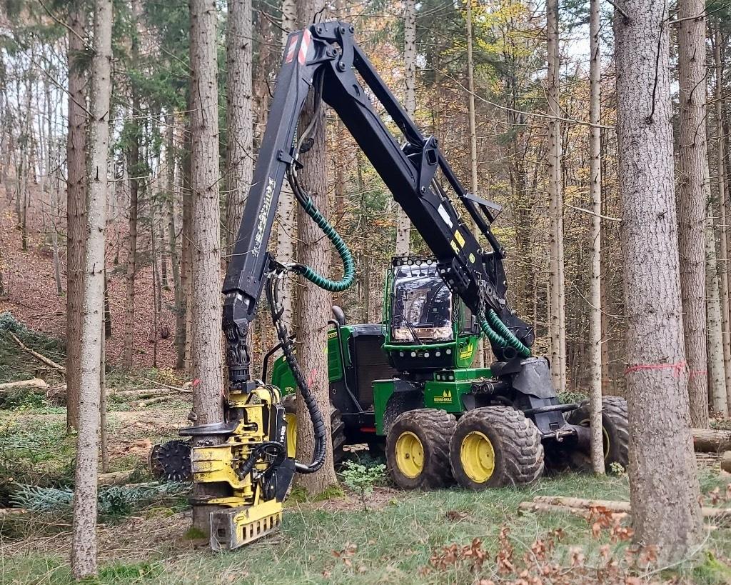 John Deere 1270 G 收割机