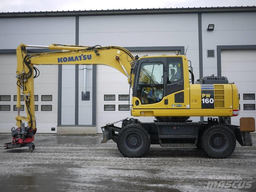 Komatsu PW 160-8 轮式挖掘机