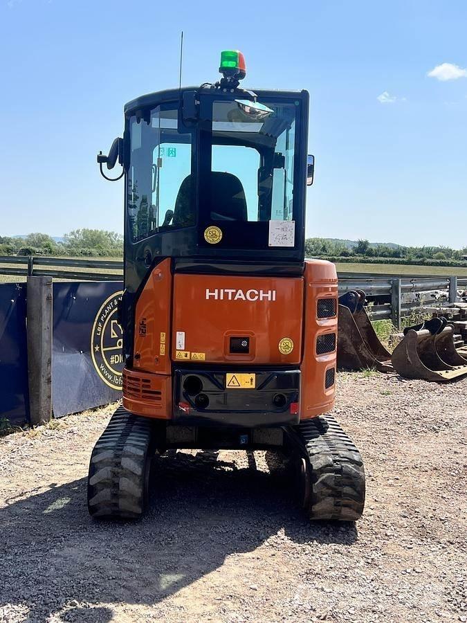 Hitachi ZX26U 特种挖掘机
