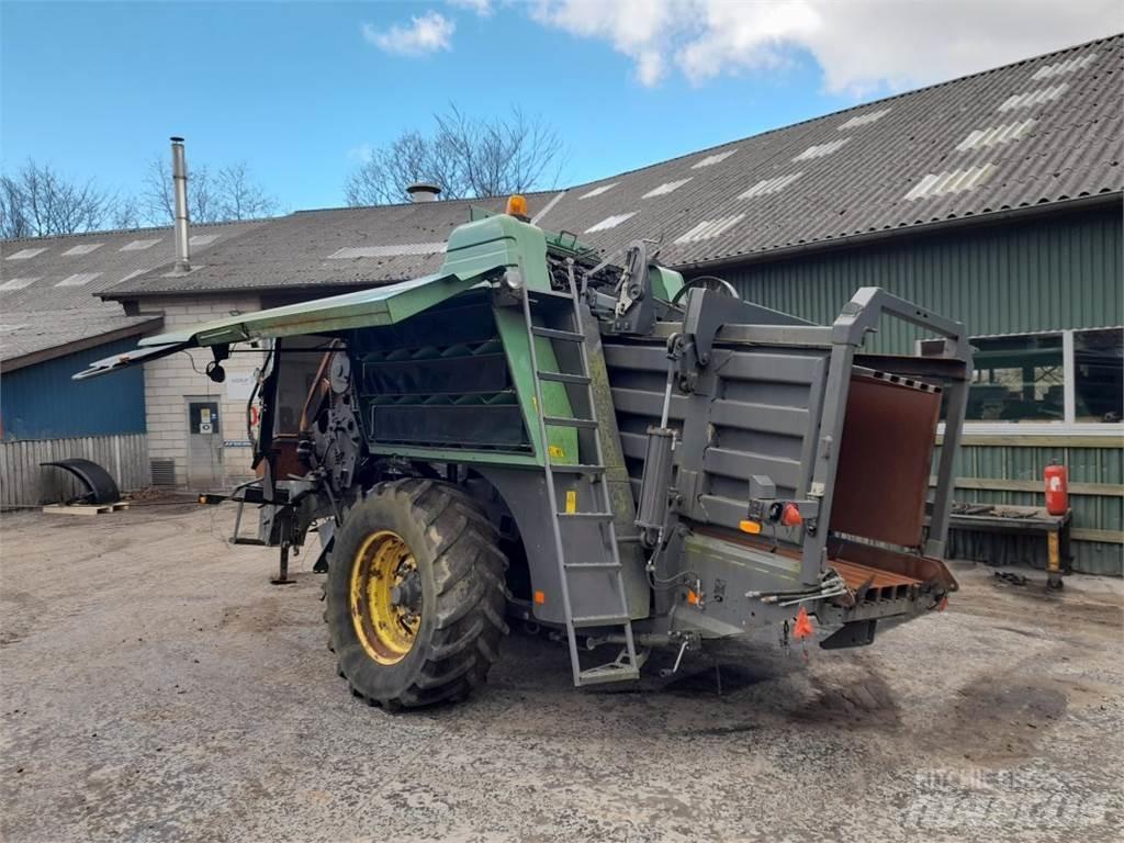 Fendt 12130N 拖拉机/农用车