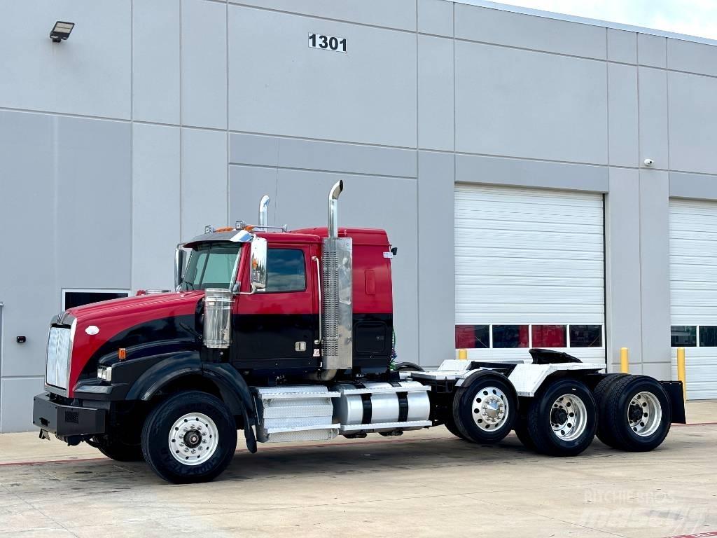 Western Star 4900 牵引车