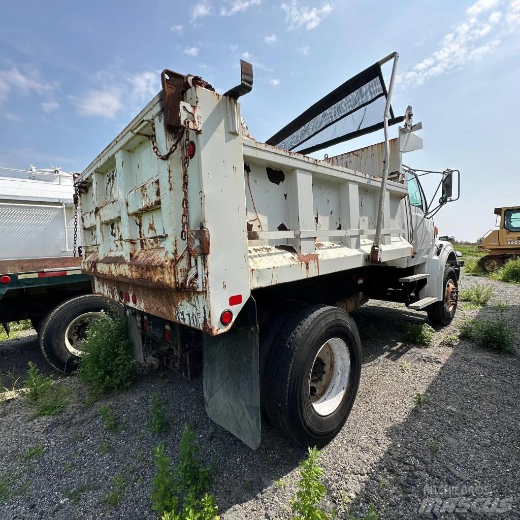 Sterling Dump Truck 自卸式货车