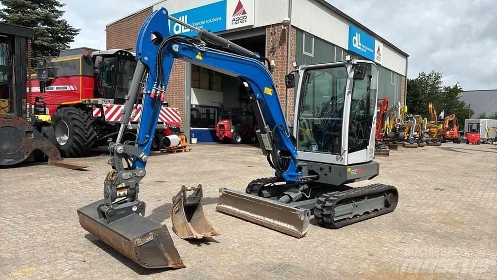 Wacker Neuson EZ36 小型挖掘机