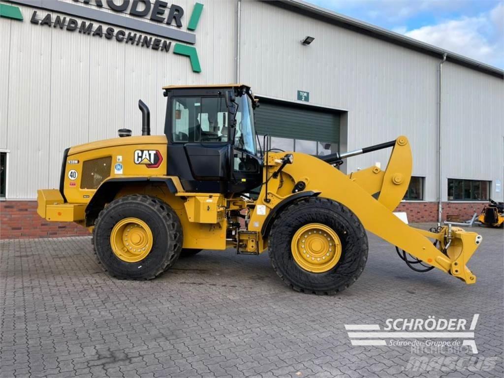 CAT 938 HL 轮式装载机