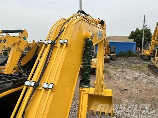 Komatsu PC 240 履带挖掘机