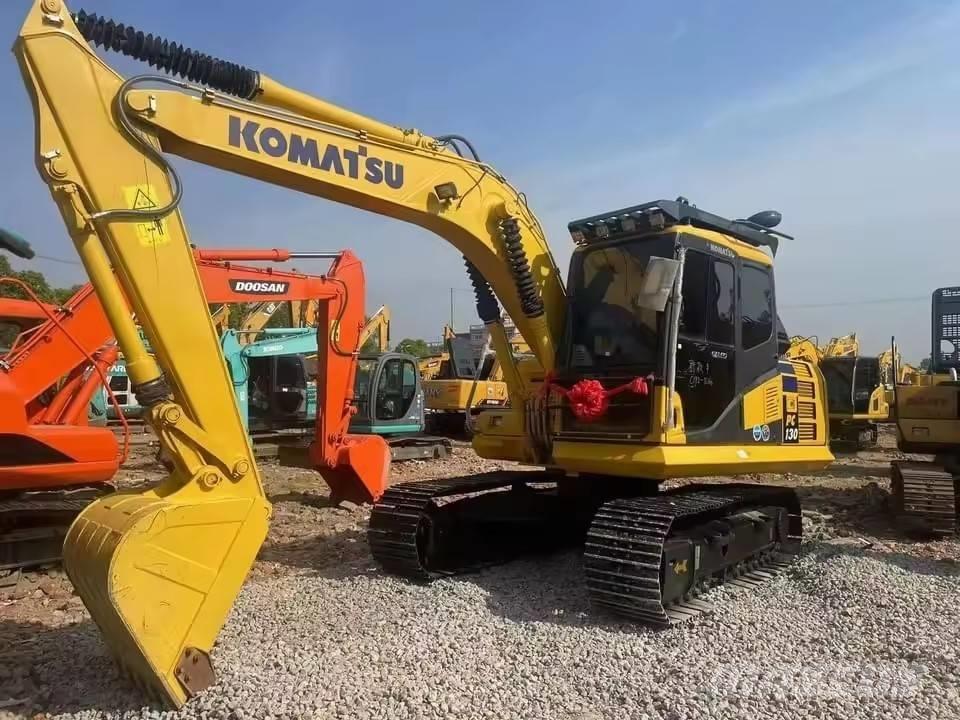 Komatsu PC 130 中型挖掘机