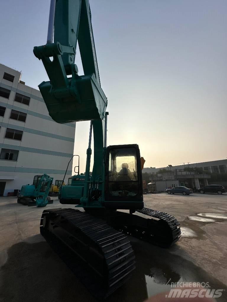 Kobelco SK 200-8 履带挖掘机