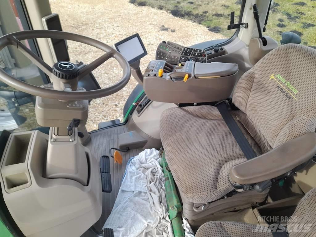 John Deere 8310 R 拖拉机/农用车