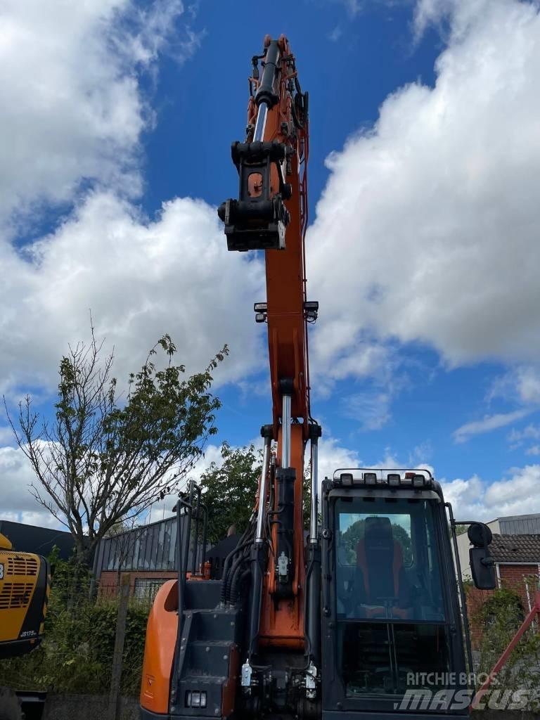 Doosan DX 140 LCR 履带挖掘机