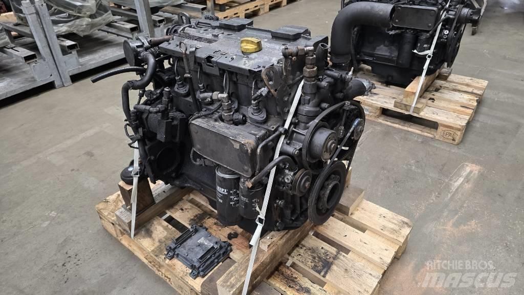 Deutz TD2012L042V 发动机